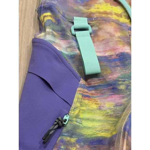 NEW Lululemon Cargo high rise running pockets Hiking Shorts colorful Size 2 - Picture 2 of 7